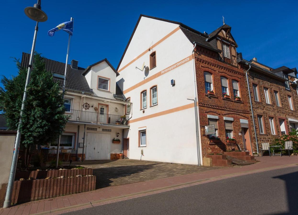 Gaestehaus Steuer Kröv Eksteriør billede